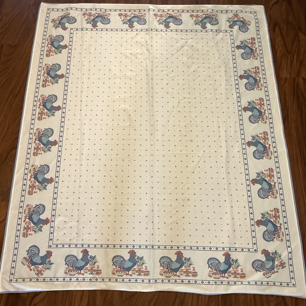 VTG Rooster Tablecloth 55x64 Country Farmhouse Kitchen Pottery Border Blue Red